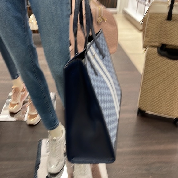 Michael Kors Men Women  XL Cooper Striped Logo Jacquard Structured Tote Handbag - Picture 8 of 16